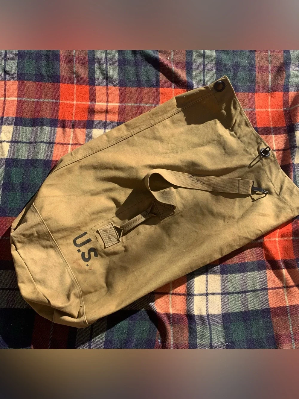 Reproduction WWII military canvas army duffel bag